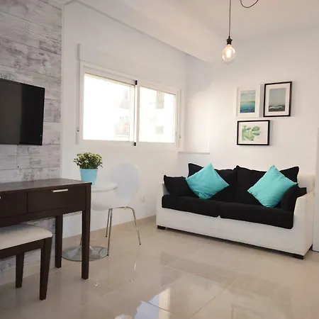 Apartamento Centrico Moderno * إِستيبونا